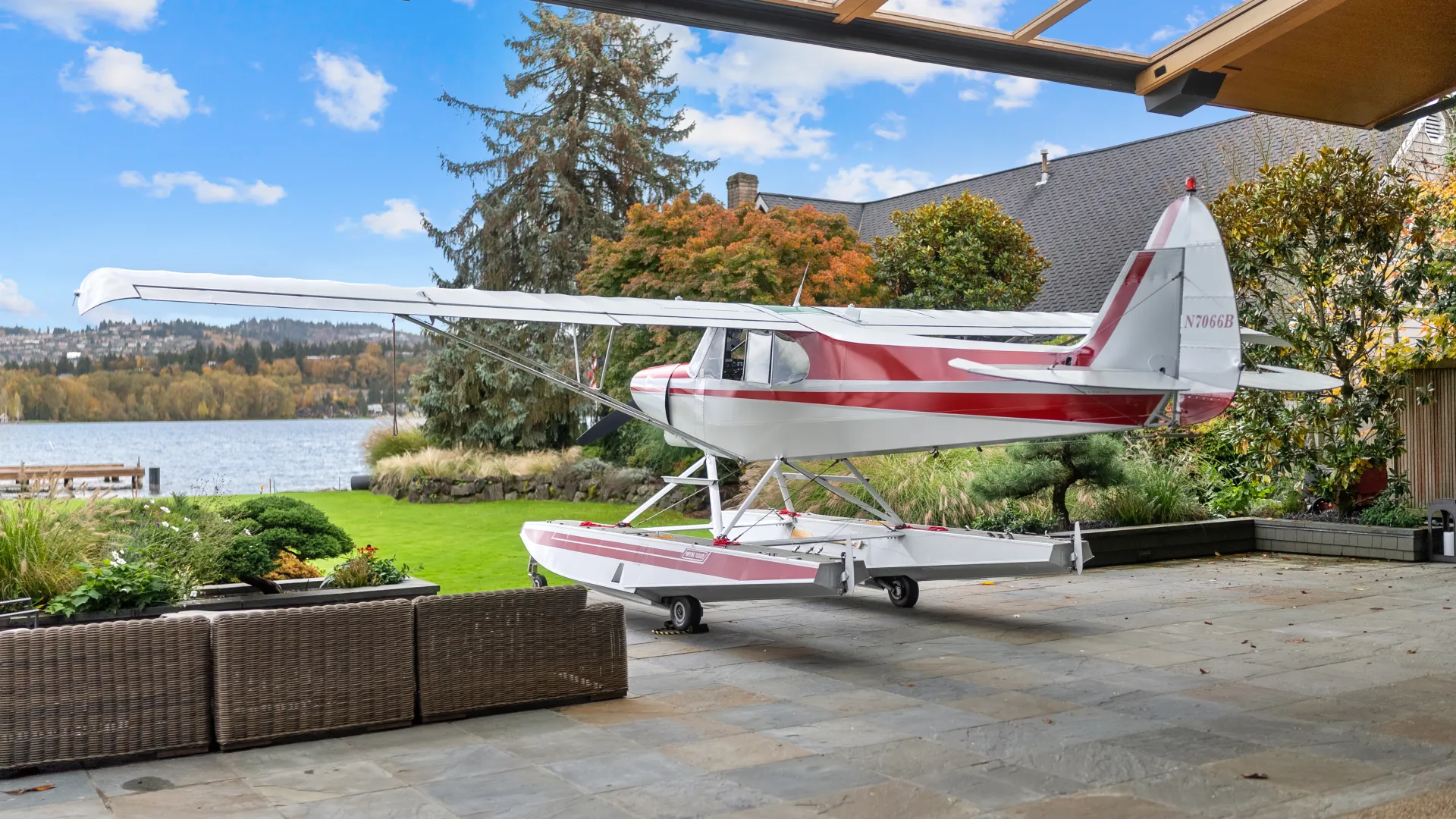 Product photography, Nazarov Air seaplane